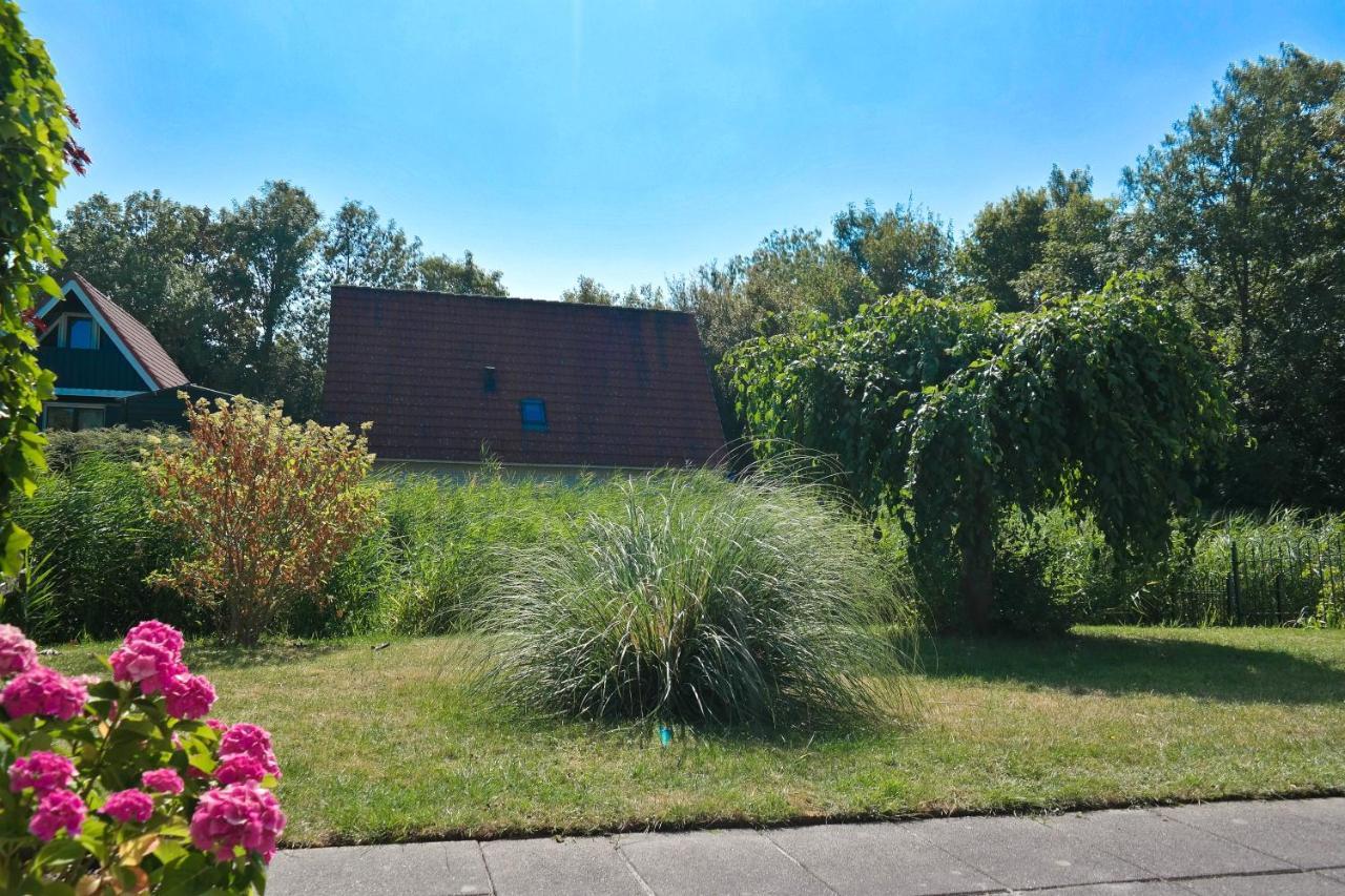 Marilu 6 Pers Allergy-Friendly House On A Typical Dutch Canal And Quiet Place Anjum Exterior photo