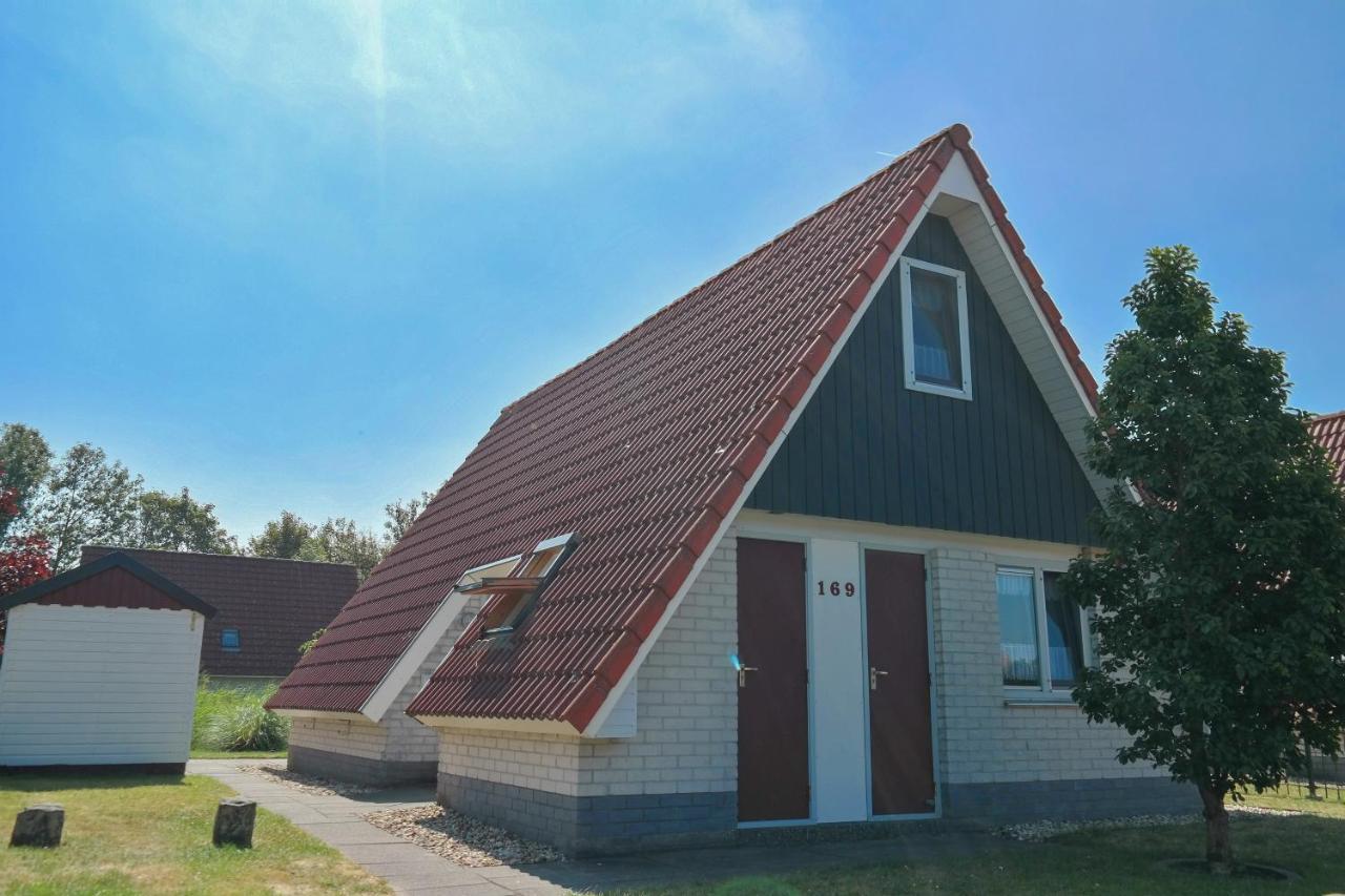 Marilu 6 Pers Allergy-Friendly House On A Typical Dutch Canal And Quiet Place Anjum Exterior photo